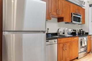 Logan Circle Carriage House 1b-1b Central & Bright - Washington - 4