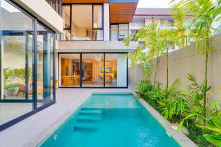 Villa Chres Canggu 3BR - 10min Walking to Batu Bolong Beach - Canggu - 2