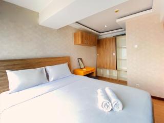 Spacious and Unique 1BR at Jarrdin Cihampelas Apartment By Travelio - Bandung - 3