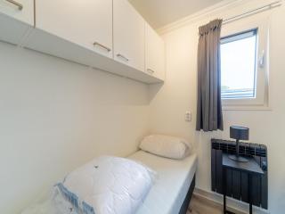 Holiday Home in Molenschot near Nature Reserves - Molenschot - 6