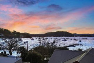 Magical Hardy's Bay Waterfront Apartment - Killcare - 0