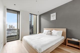 Modern Nomads Waterfront Suite near Casino with Free Carpark - 6
