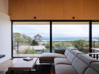 Atelier - Coles Bay - 0