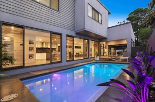 Currimundi luxe house - walk to lake, beach & cafes - Kawana Waters - 0