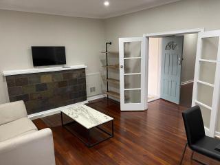 Executive Central Home - Collie - 7