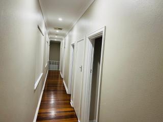 Executive Central Home - Collie - 4