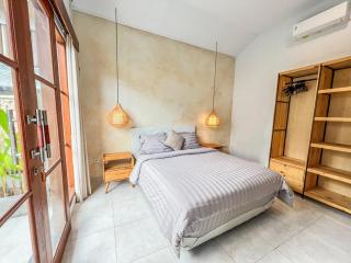 Island Boy Guesthouse T Prime Location In Canggu - Canggu - 7