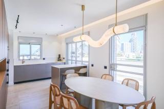Designed and Bauhaus Rooftop 5 Stars - Tel Aviv - 4
