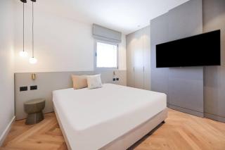 Designed and Bauhaus Rooftop 5 Stars - 2