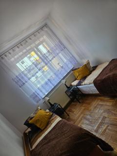 Hostel kamelarny dla seniorow z celodobowa opieka Wera - Ząbki - 4