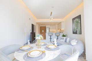Stunning 1BR with Panoramic City Skyline View - Dubai - 8