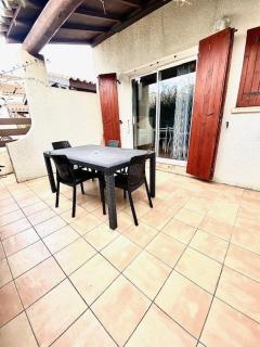 T2 cabine avec piscine collective, parking, climatisation, pour 4 personnes - Saintes-Maries-de-la-Mer - 1