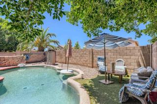 Modern Spacious 3 BR Home Pool and Game - Phoenix - 8