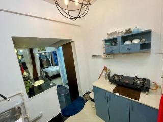 Shubhlaxmi Studio Apartment with sit out - Linking rd - Mumbai - 6