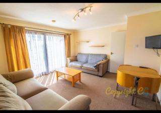 Y1 - Camber Sands Holiday Park - Sleeps 6 - Camber - 4