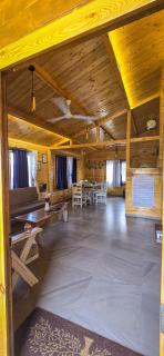 Little Swiss, By the lake - Shirwal - 8