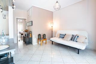 Riviera Retreat Relaxing Vacation Apartment by the Sea in Voula - 3