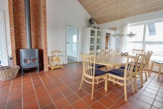Pool And Activity House With A 180-Degree View Of The North Sea, Located At Lild Strand - Frøstrup - 4