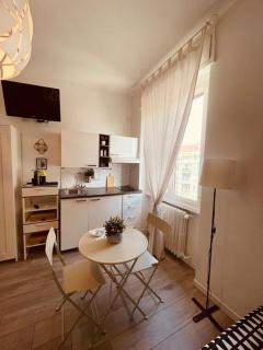 Ama Milano Piazza Insubria 8 - 8