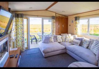 MP503 - Camber Sands Holiday Park - Sleeps 8 - Large Gated Decking - Amazing views - Camber - 7