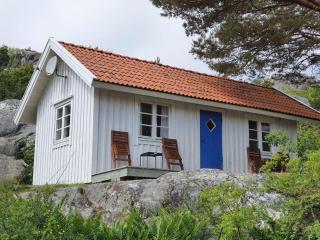 Cottage with sea view South Koster - 0