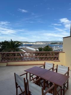 Dúplex amb terrassa i vistes al mar by Apartaments la Catifa - Palamós - 6