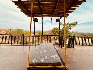 Sunny Side Up Farmstay - 2