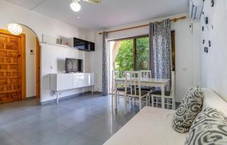 2 Bedroom Cozy Apartment In Almunecar - Almuñécar - 8