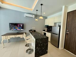Poolside 1 Bedroom Apartment by Renttini - Strand Surin - 7