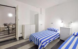 2 Bedroom Stunning Apartment In Genova - Genua - 6