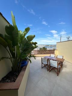 Dúplex amb terrassa i vistes al mar by Apartaments la Catifa - Palamós - 1