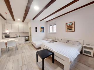Home Away From Home - Apartment Ilica - Zagabria - 8