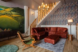 Woodpeckers - Stylish luxury property with hot tub - 6