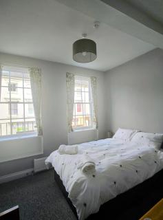 Esca Restaurant With Rooms - Ross-on-Wye - 7