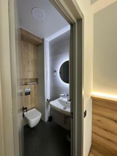 The Moon Hotel - Tbilisi - 6