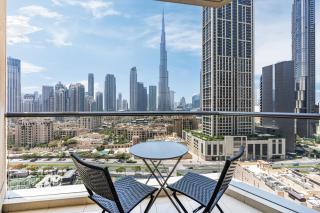 Premium Home with Panoramic Burj Khalifa Views - Dubai - 0