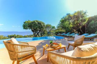 SELECT'soHOME - Magnifique villa pour 10 personnes avec piscine et vue mer ! - VILLA ROMARINE - Le Lavandou - 0