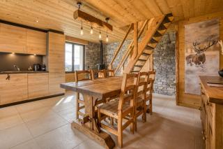 Le chamois, chez le charpentier d'antan, La chaleur du bois, le calme de la campagne - 8