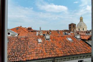 Familia Apartaments - 444 by HAPPYHOSTORINO - Turin - 9