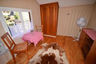 Swiss Traditional Chalet with Alpine Mtn View - Unterseen - 2