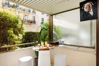 Gray d'Albion 1D1 YourHostHelper - 1