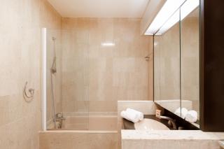 Gray d'Albion 1D1 YourHostHelper - Cannes - 6