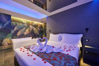 Suite Quarto Miglio - Rome - 8