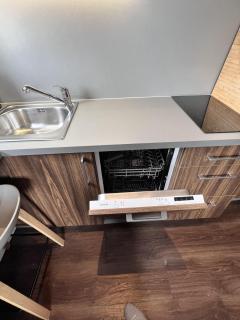 London Studio Retreat - Colney Hatch Lane - London - 3