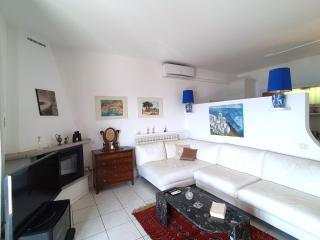 Lovely holiday home with private terrace - Maccagno Inferiore - 2