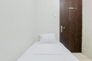 Modern Look 2BR at Serpong Greenview Apartment By Travelio - Tangerang - 8