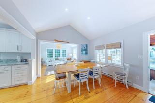 Old Wharf Escape - 5