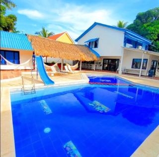 Escapada al mar en playa Mendoza atlantico con 7 habitaciones comodas - Puerto Colombia - 0