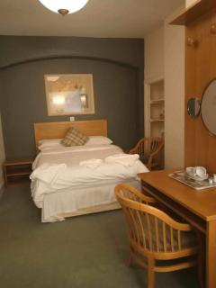 The Bridge Hotel - 3