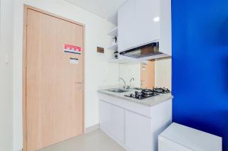 Simply Look and Warm Studio Apartment at B Residence By Travelio - Tangerang - 4